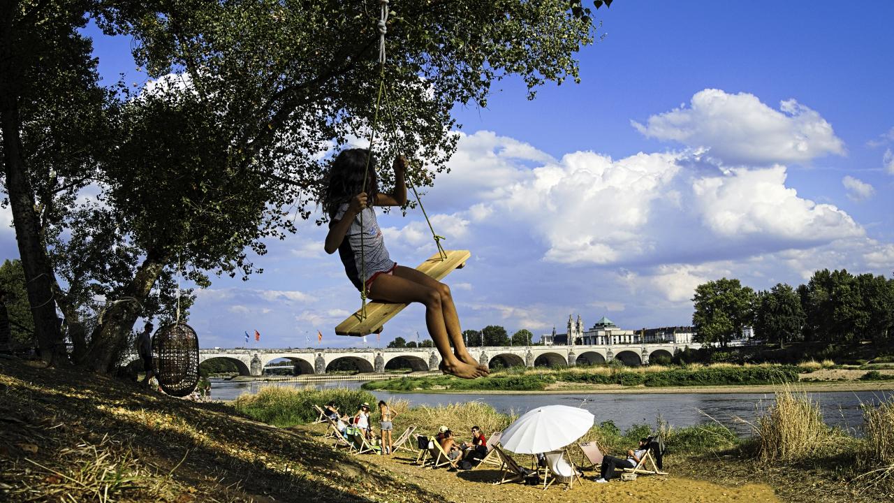 CYabalanceaYlaplage-freYdeYric paillet petit Celebrating the 25th Anniversary of Minneapolis Sister City - Tours, France